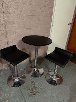 Round Top with Leg And Base Bar Table and 2 Swivel Bonded Adjustable Bar Sets Metal, Faux Leather Black