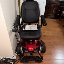 Jazzy Elite ES Electric Wheelchair 
