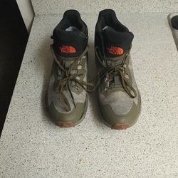 North Face Boots ( Size 12 )