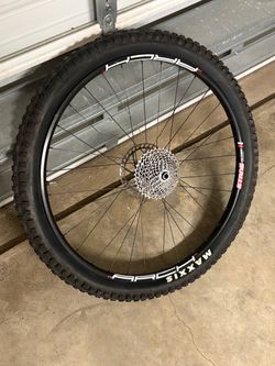 Mountain bike wheel