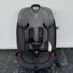 MAXI COSÍ CONVERTIBLE CAR SEAT