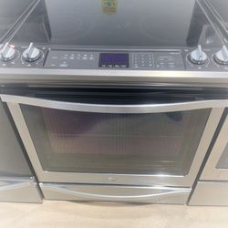 Whirlpool slide in glasstop stove stainless 