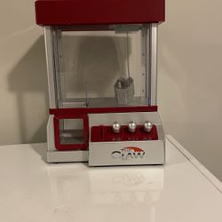 Claw Machine