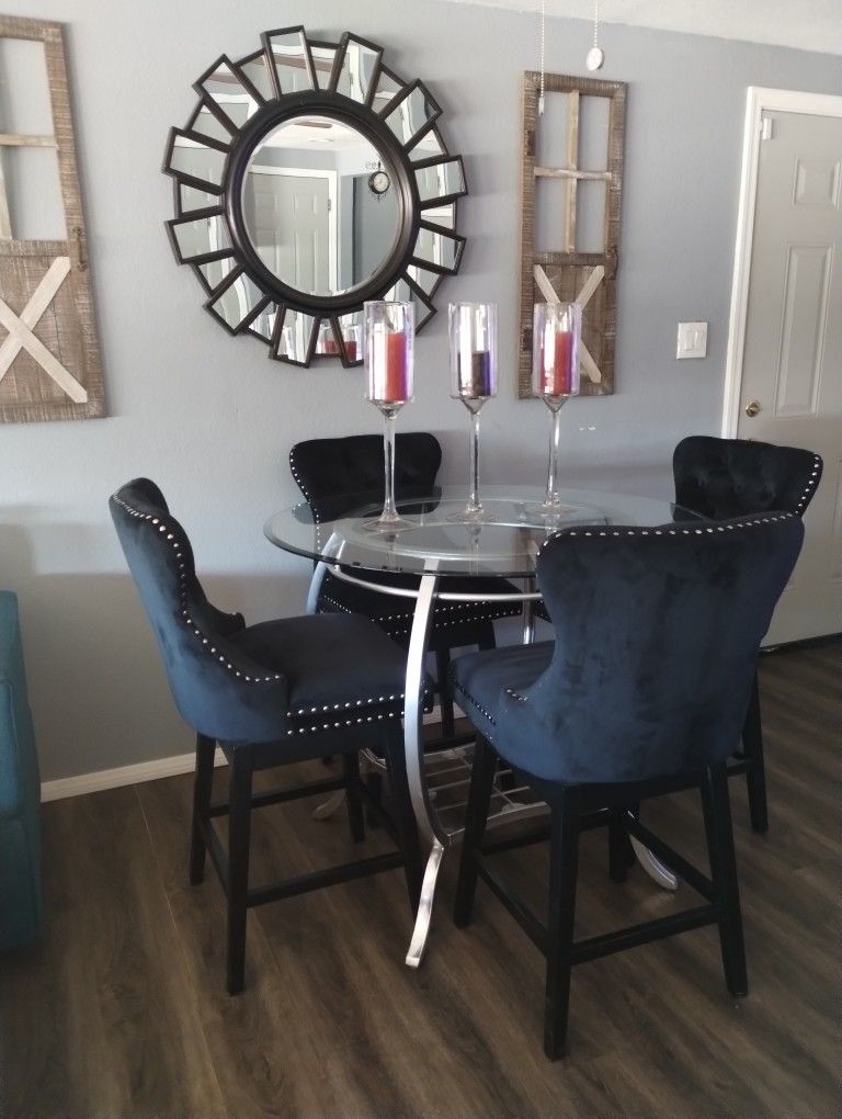 Class Dining Room Set 