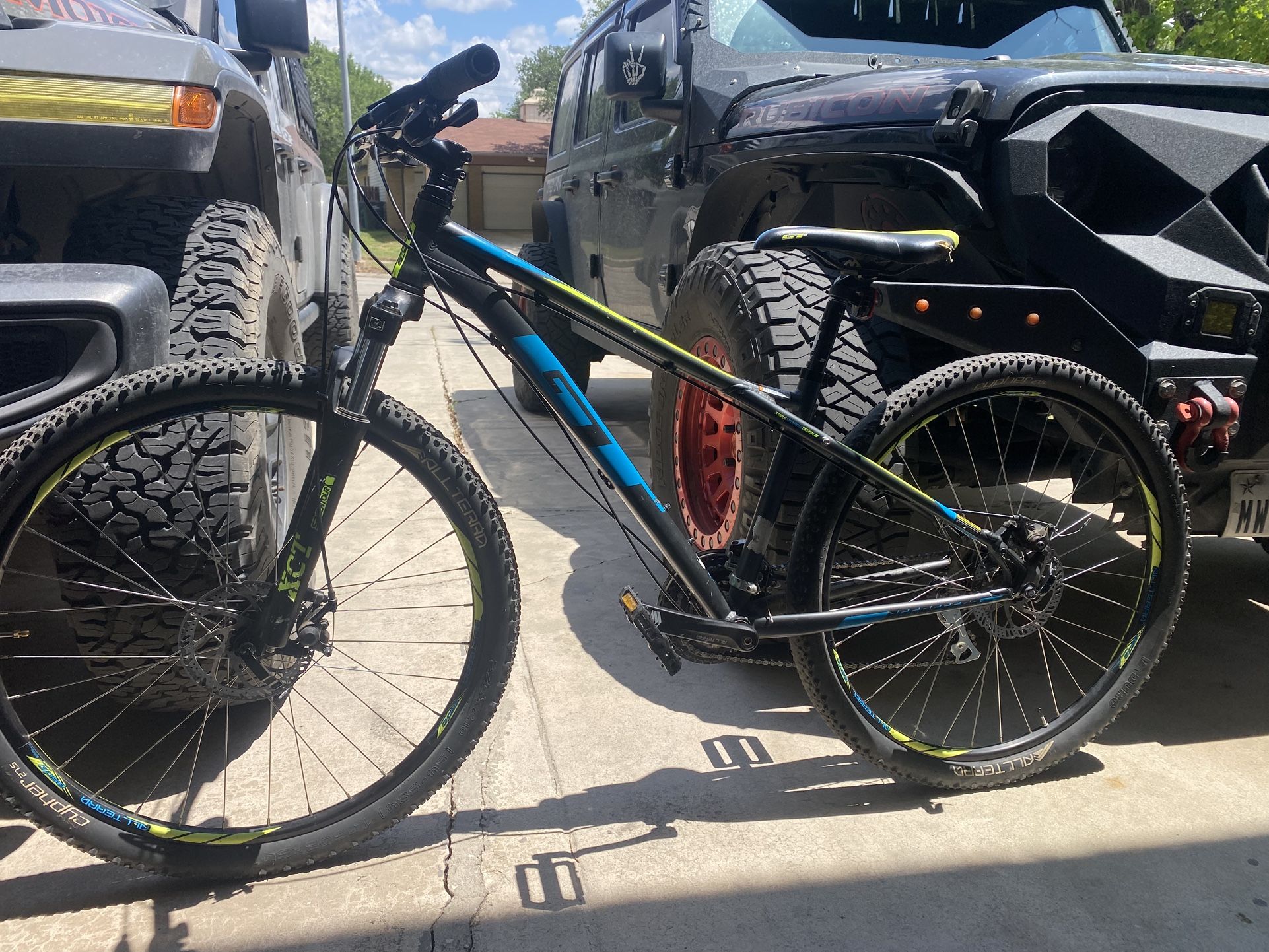Aggreser GT Mountain Bike
