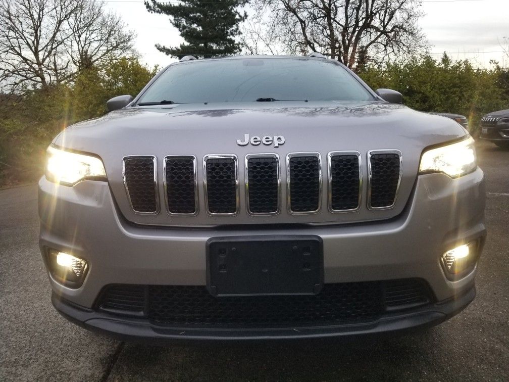 2019 Jeep Cherokee