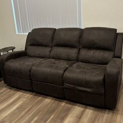 SOFA COUCH RECLINES AND LOVE SEAT RECLINES 5 MONTHS OLD MUST SELL