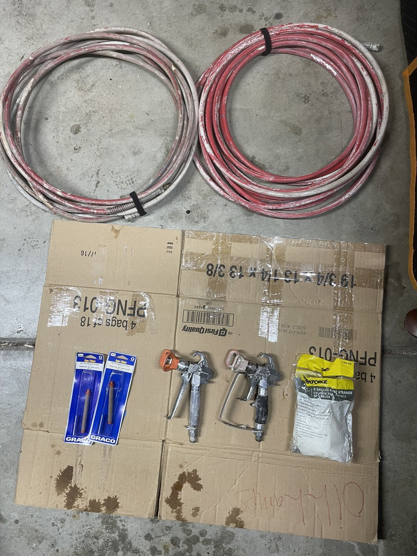 Paint Sprayer Graco Magnum DX With 2 Guns and 2 Hoses for Sale in