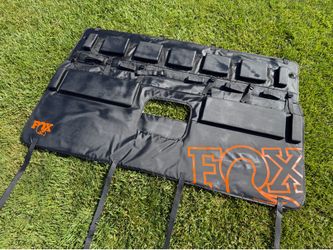 Fox Mission Full-Size Truck Tailgate Pad