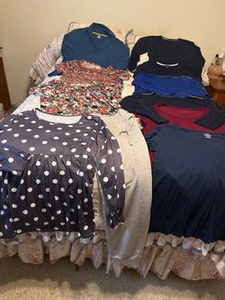 2XL beautiful designer tops.  Chino, ca