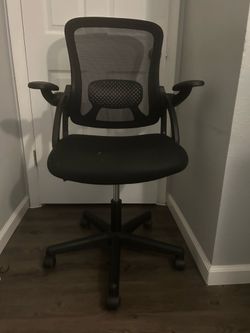 Desktop chair