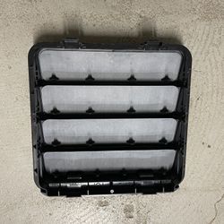 Ram 1500 Three Exhaust Cab Vents