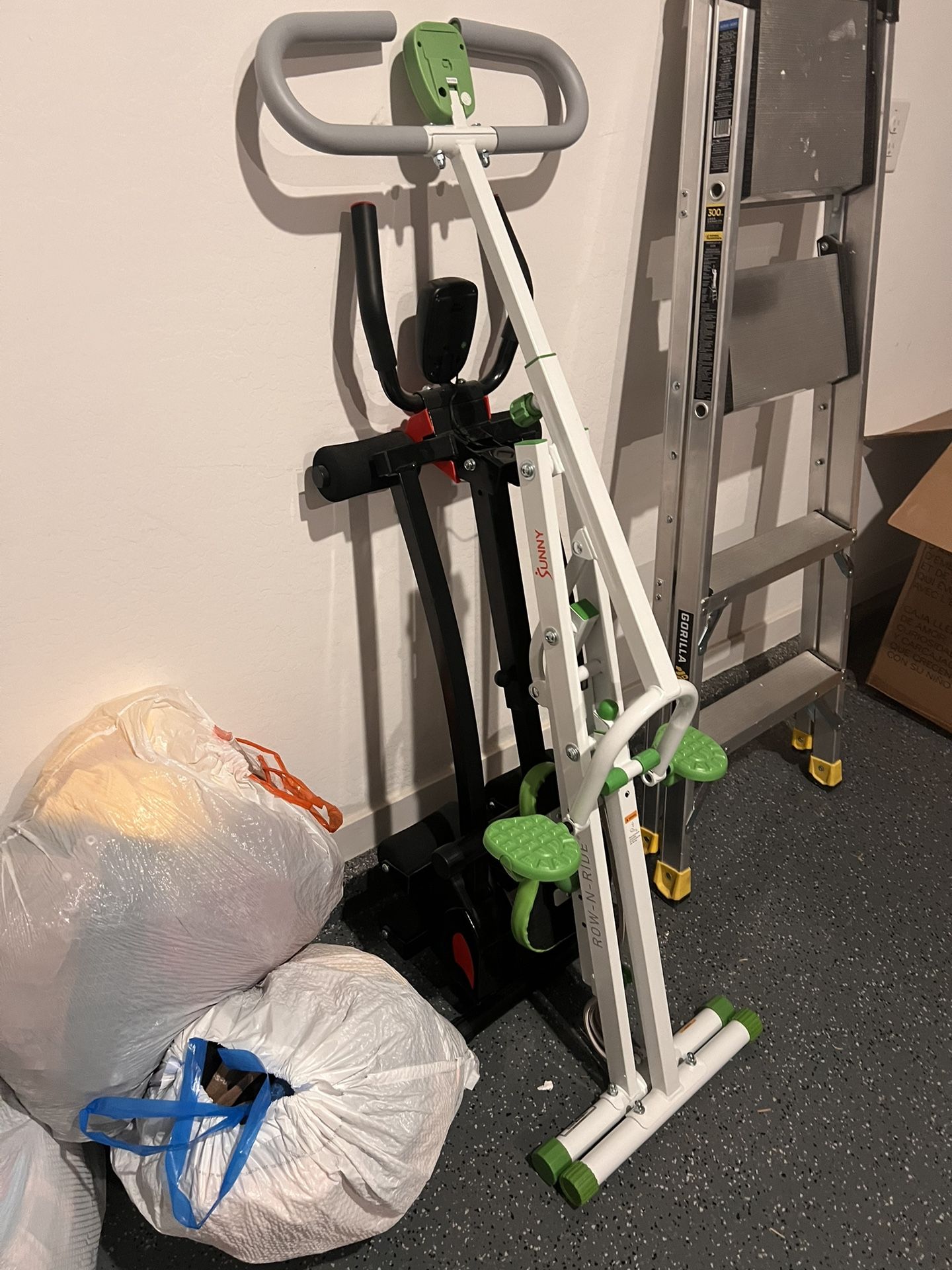 WORKOUT EQUIPMENT