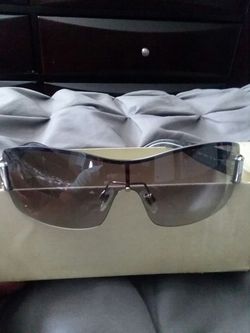 Burberry sunglasses