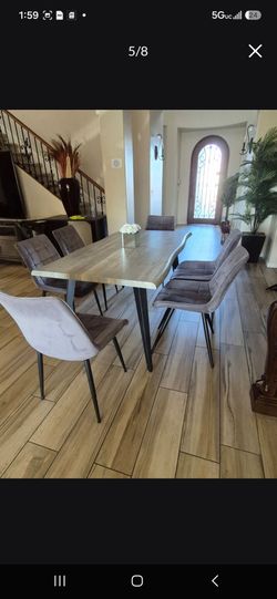 Beautiful Set Table W 6 chairs Velvet Grey