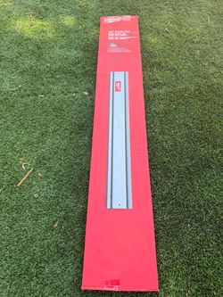 Milwaukee 55 in. Guide Rail