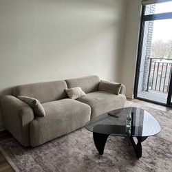 Modern Beige Couch – Cozy & Like New