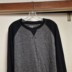 Eddie Bauer Men's Black and Gray Long Sleeve T Shirt