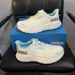 Hoka Arahi 7/ Size 7.5B Women’s $95