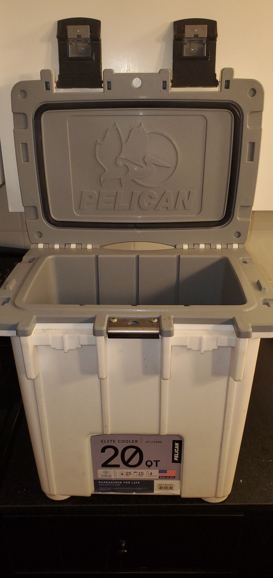 Pelican Cooler 20 QT