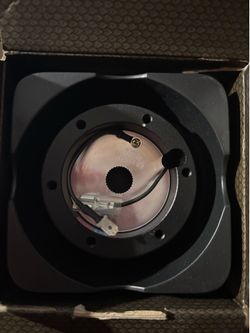 NRG short hub black around gold