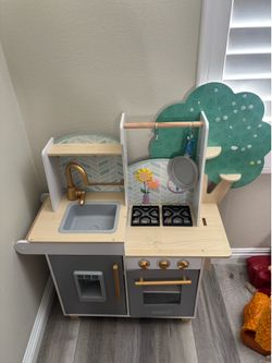 KidKraft Toy Kitchen