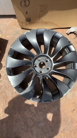 Tesla model Y 21”x9.5 alloy wheel used