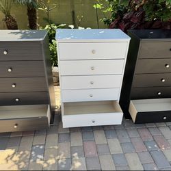 Dresser 5 Drawer Chest New