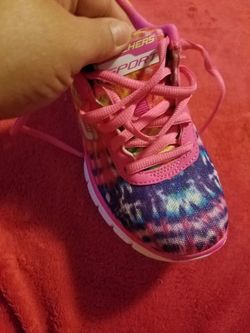 SKECHERS NEW