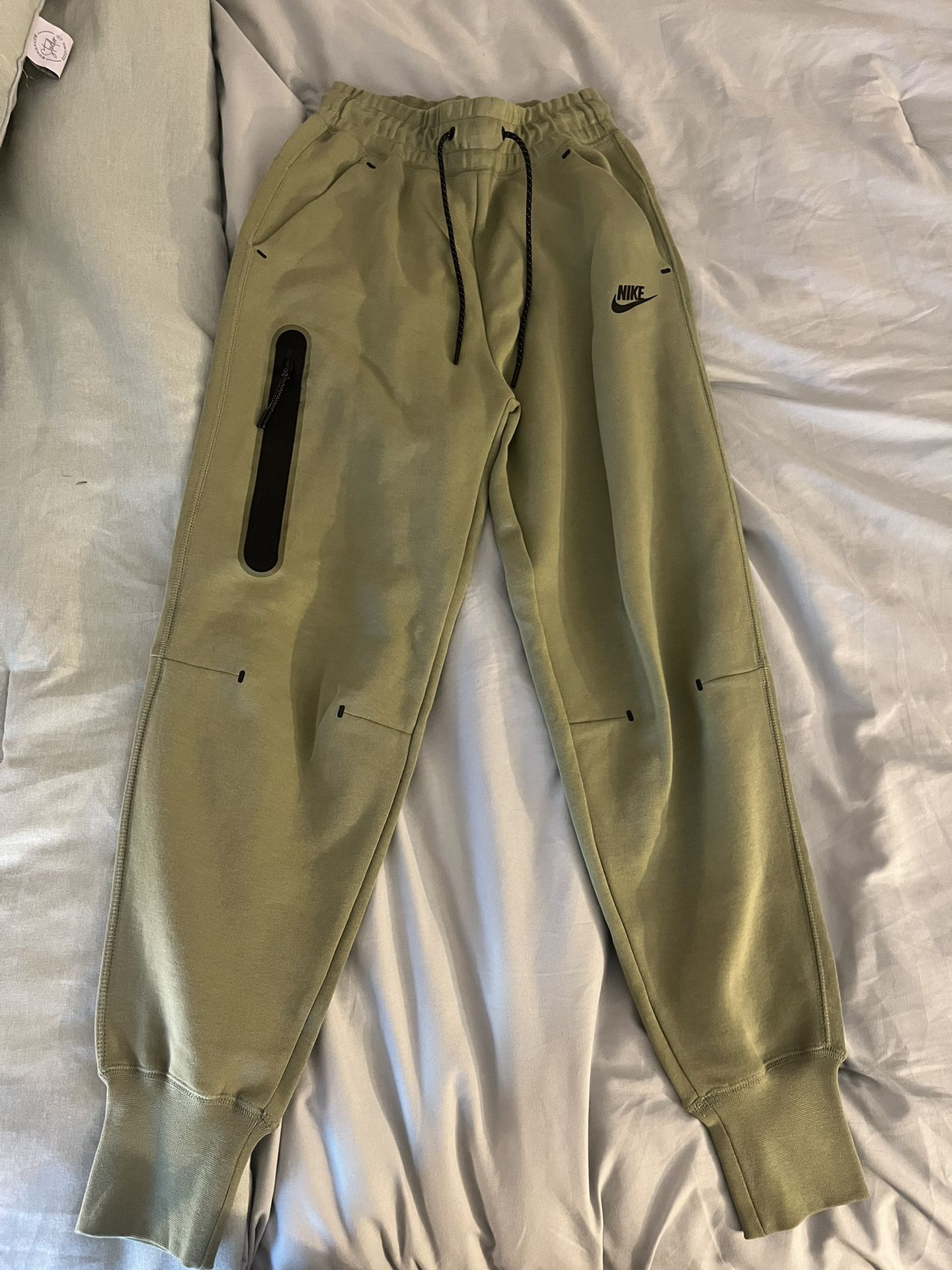 Nike Tech Fleece Sweatpants, Olive Green/Black, XS