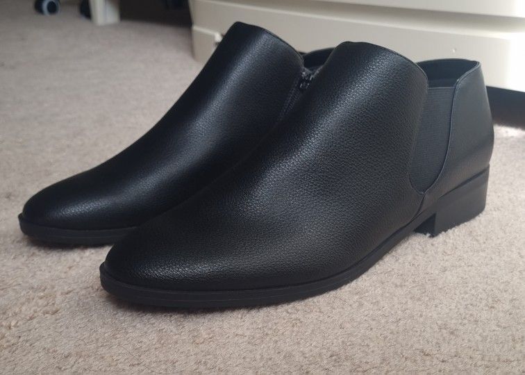 Kensie Women's Boots Size 11US