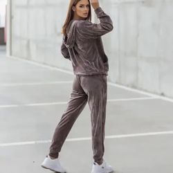 Women Velvet Zip Hoodie And Jogger Pants Set Mauve Purple 