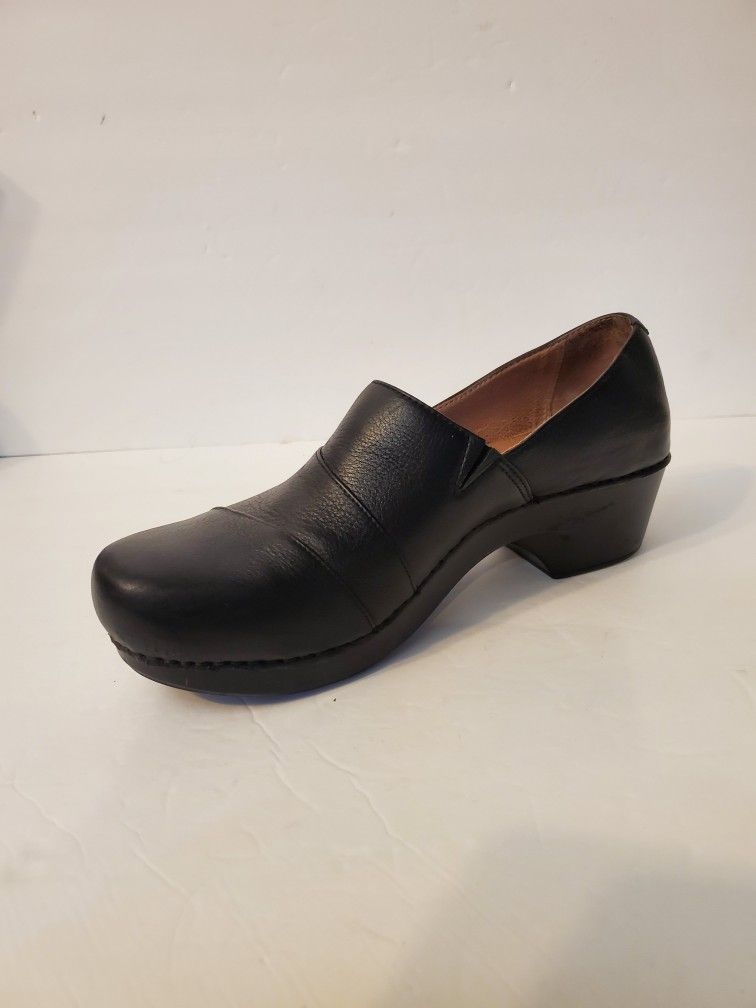 Dansko Women's Jessica Shoe Size 10.5