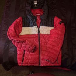 Tommy Hilfiger puff coat (men’s small)