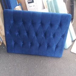 New Twin Tufted Low Profile Bed And Mattress 