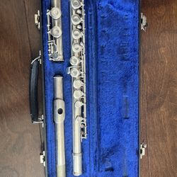 Gemeinhardt 2SP Flute 