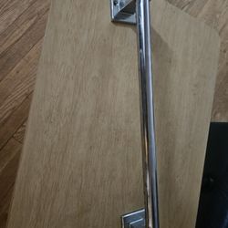 Wall Hand Grabber