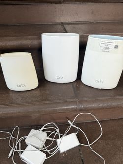 Home Orbi Internet Router / Satellite