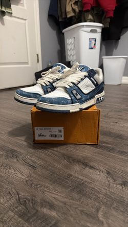 S10 LV Trainers