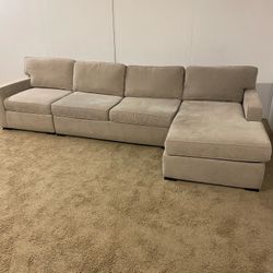 3-Piece Macy’s Sectional *Free Delivery*