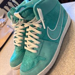 Jordan Corporate mint sneakers size men’s 9