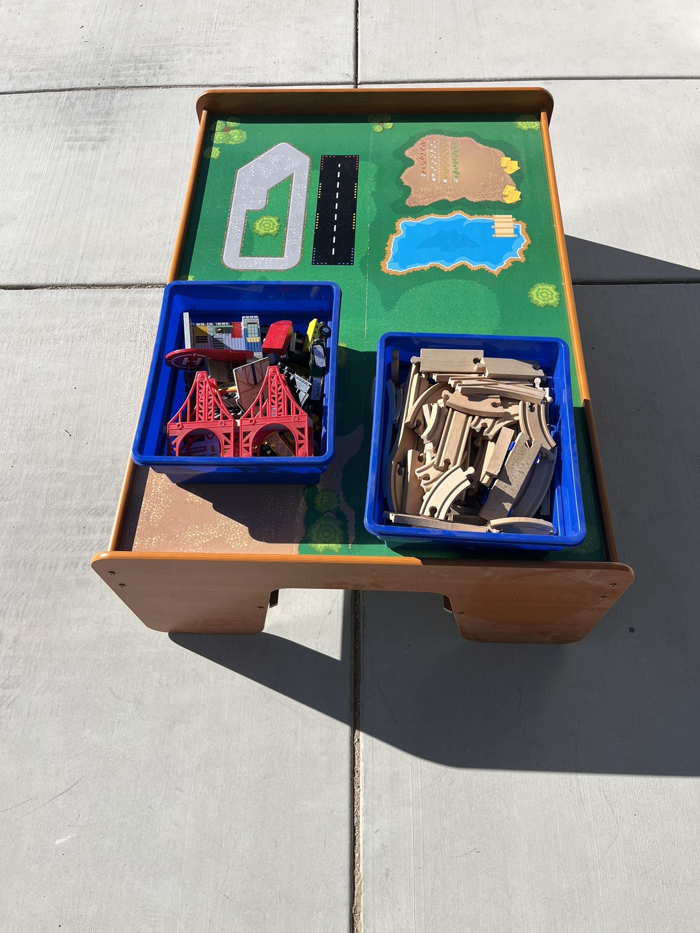 Kids Train Table