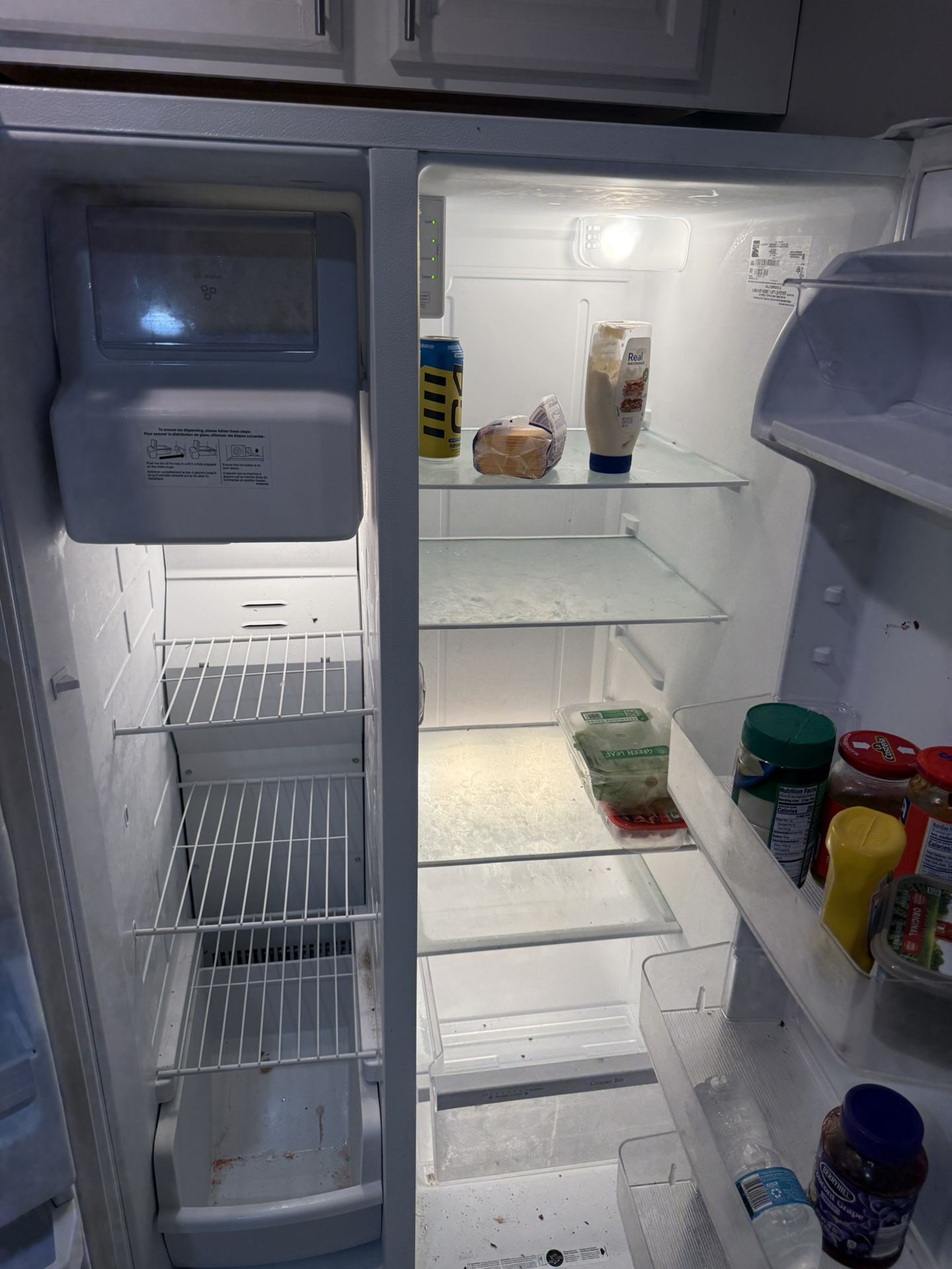 Kenmore Fridge & Frigidaire Range