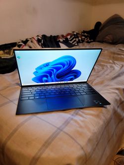 Dell XPS TouchScreen: Intel Core i7, TypeC, Windows11 V-25H2. MS-office.