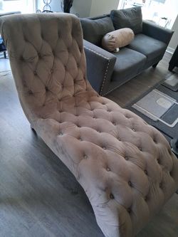Nice chair 💺 good condition