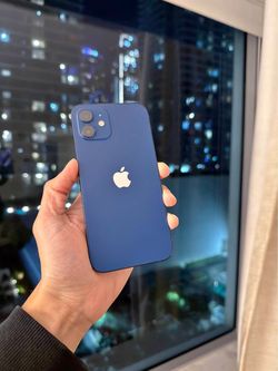 iPhone 12 64GB Unlocked like new - Under warranty | FlexEmarket Holidays Sale