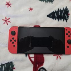 Red Nintendo Switch (Mario)