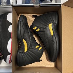 Air Jordan Retro 12 Black Taxi Size 10