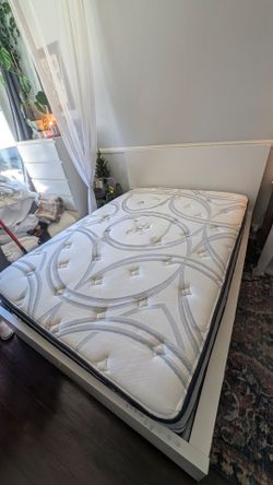 IKEA Malm Full Size bed in excellent condition