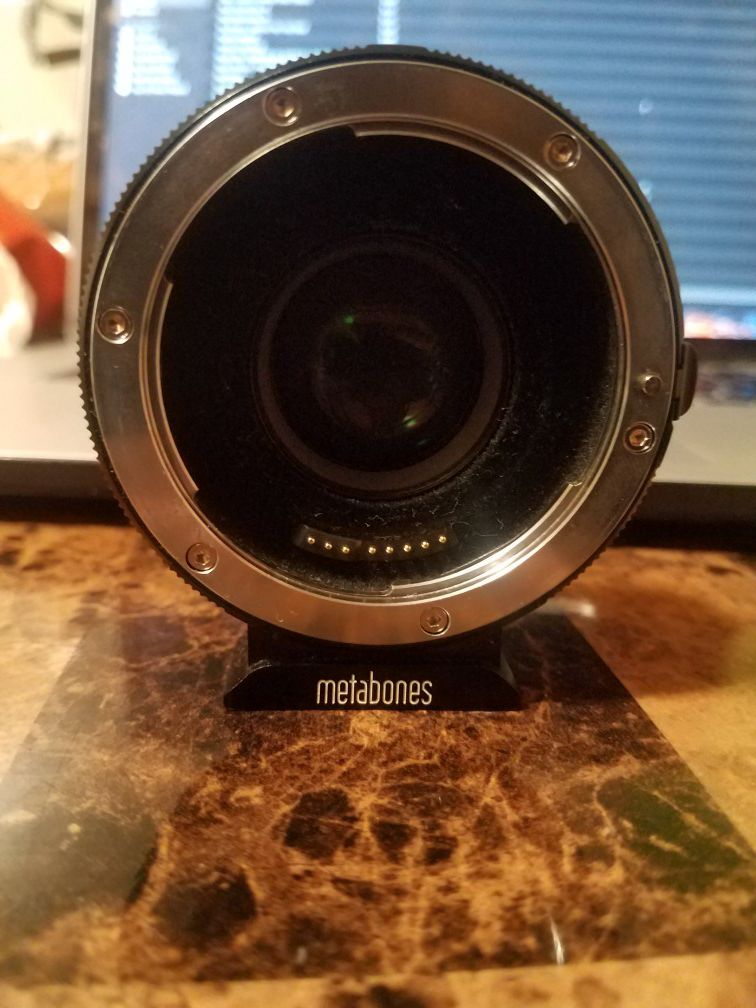METABONES SPEED BOOSTER FOR CANON LENSES